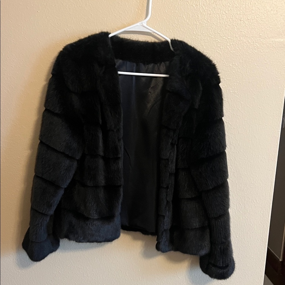 Elegant Black Faux Fur Jacket